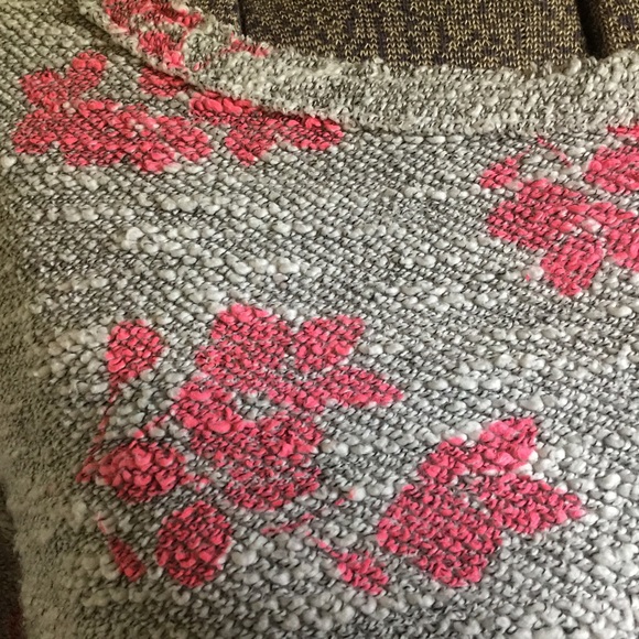 Anthropologie (9-H15…) terry cloth like pink and gray crop top Size large - Picture 4 of 6